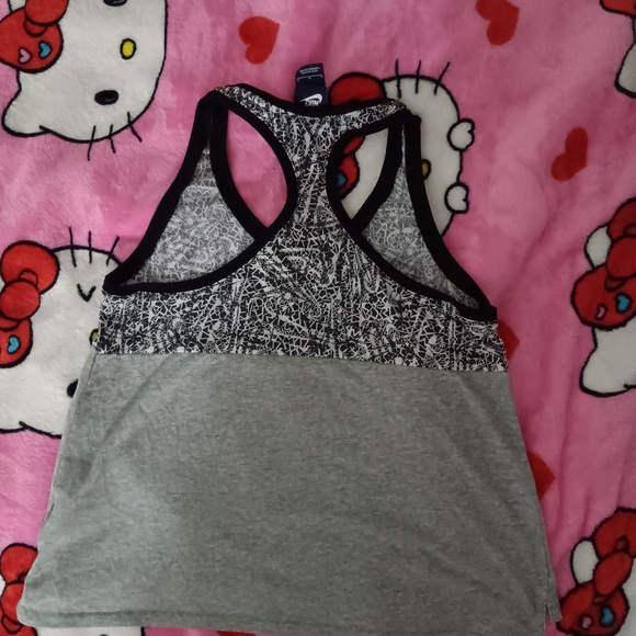 Nike Women's Black🖤, Pink🩷, and Gray 🩶✔️Tank Top - Picture 2 of 3